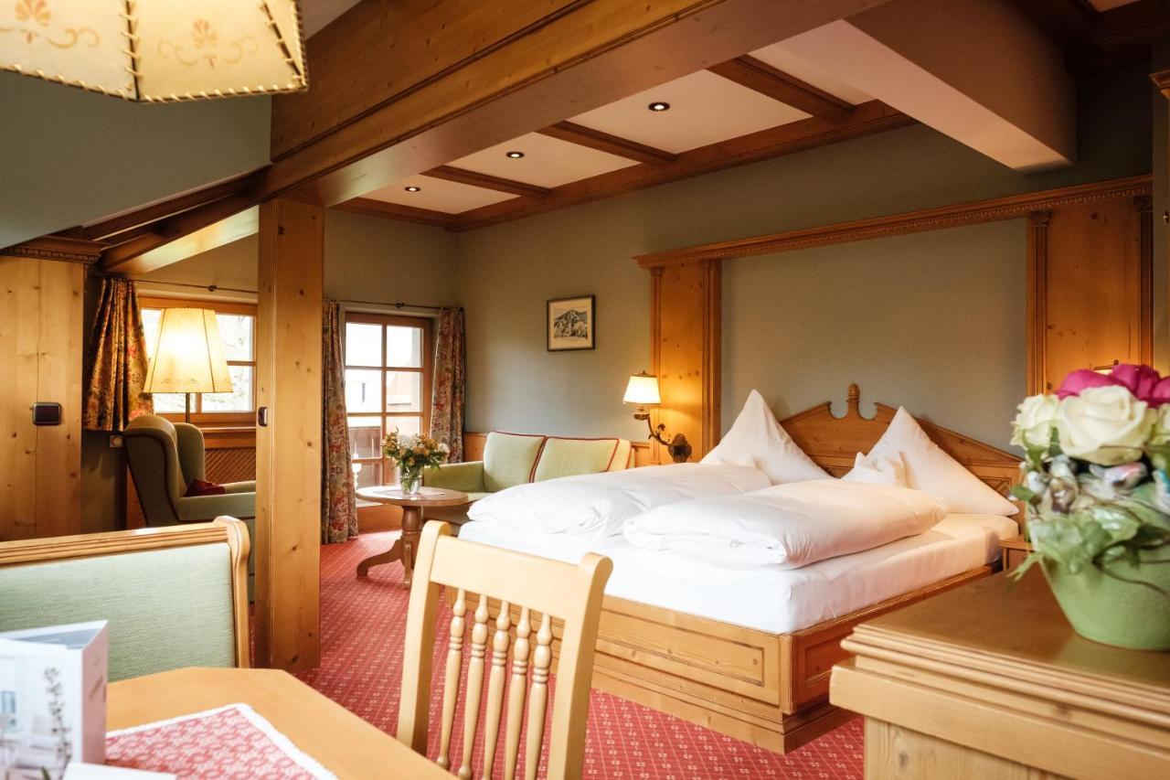 Christl Am Hotel Bad Wiessee