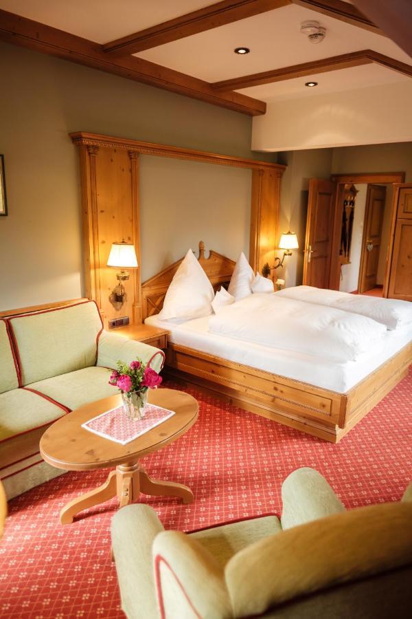 Christl Am Hotel Bad Wiessee